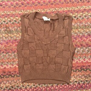 FULL TILT BROWN CHECKERED STRETCHY VEST